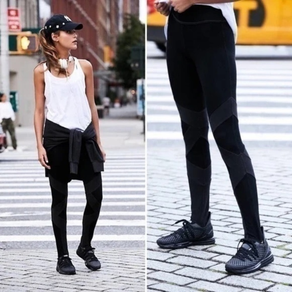 Free People Namaste Osaka Legging in Black size small